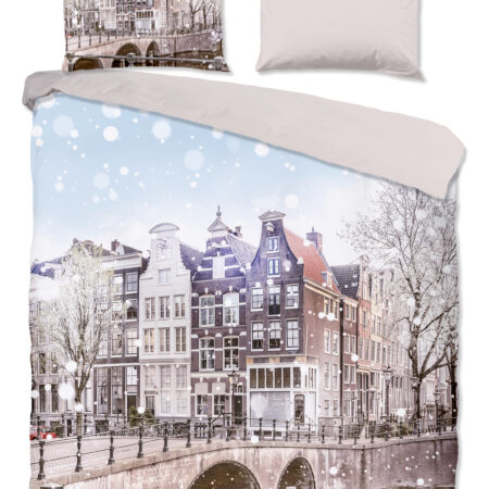 240 X 200/220 cm + 2 kussens