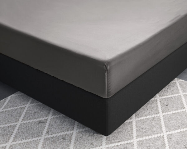 Primaviera Deluxe Satijnen Hoeslaken Grijs 90 x 200 - Afbeelding 3