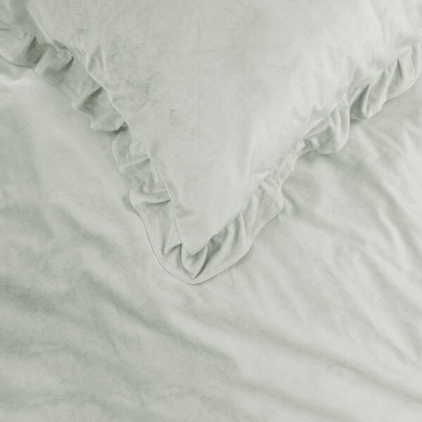 Velvet Ruffles Cappuccino Wit 240 x 220