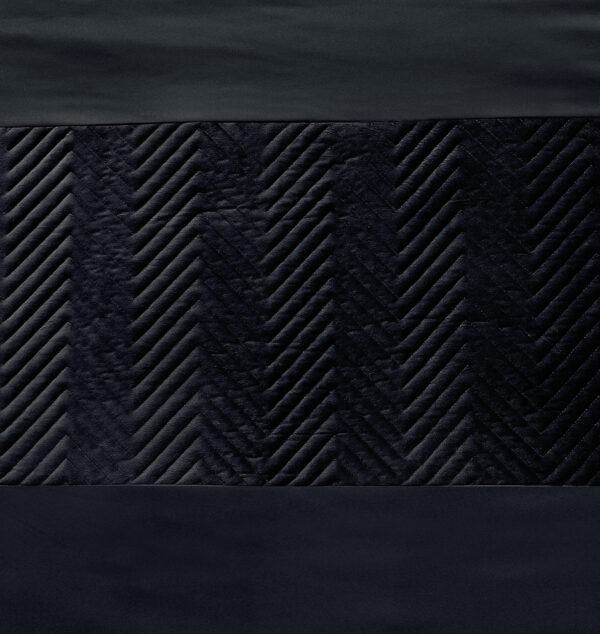 Sleeptime Velvet Crossline Zwart 240 x 200/220 cm - Afbeelding 4
