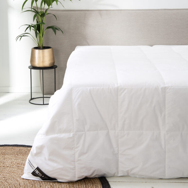 DEKBED FCH Eendendons 4S White 140x200