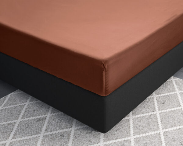 Primaviera Deluxe Satijnen Hoeslaken Bruin 180 x 200 cm - Afbeelding 3