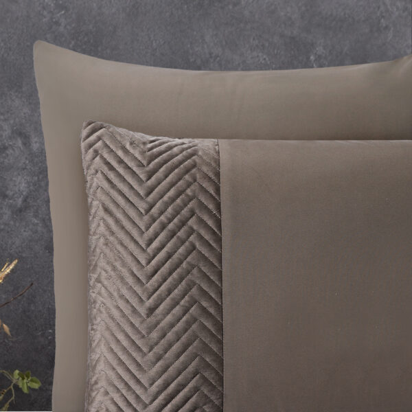 Sleeptime Velvet Crossline Taupe 240 x 200/220 cm - Afbeelding 3