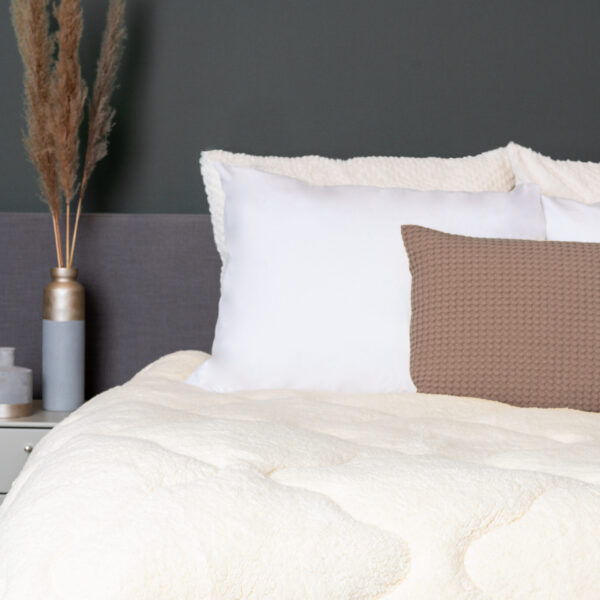 Lazy All-in one Lazy Dekbed Teddy Creme 200 x 200