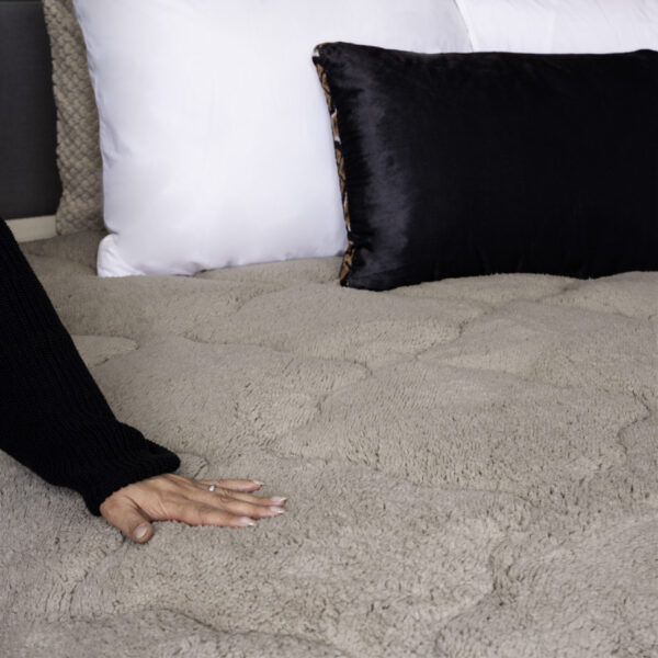 Sleeptime Lazy All-in one Lazy DekbedTeddy Taupe 240 x 200 - Afbeelding 3