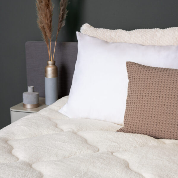 Sleeptime Lazy All-in one Lazy Dekbed Teddy Creme 240 x 200 - Afbeelding 3