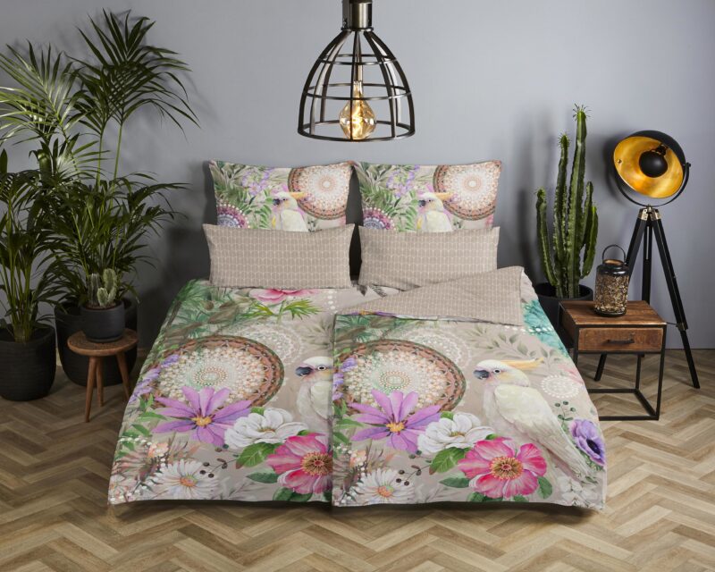 bloemen en een papagaai" - Zand - (155x220 cm) - Katoen Satijn