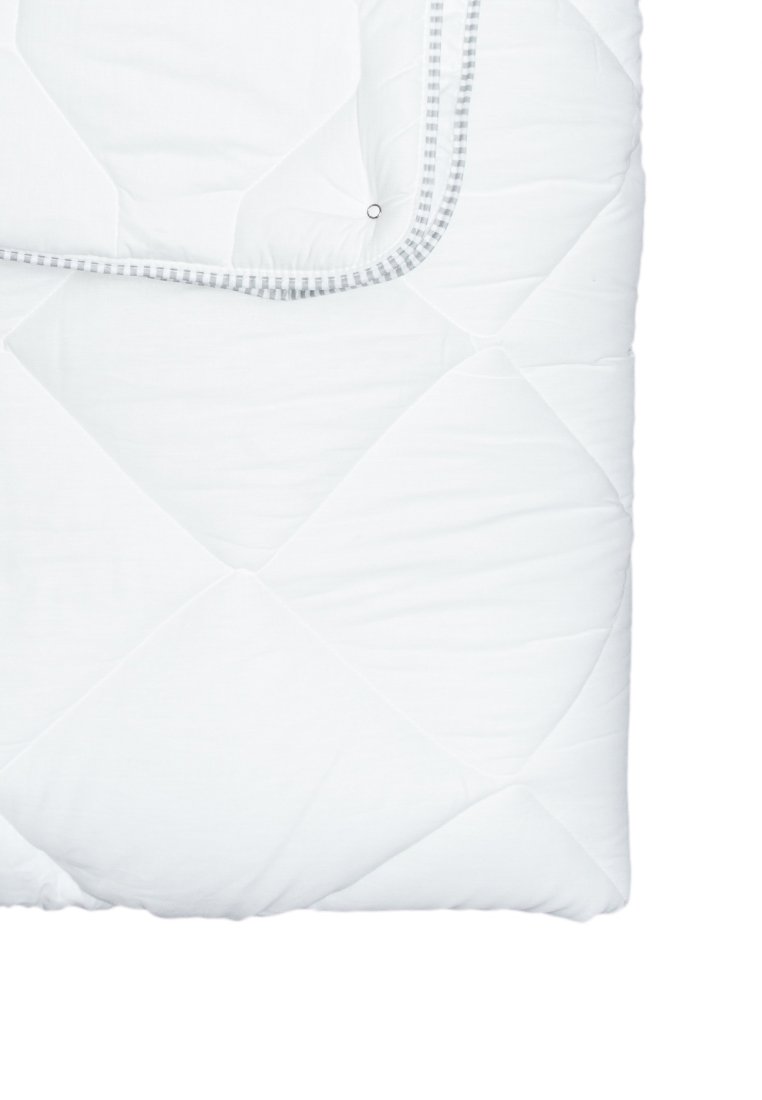 Good Morning 4-seizoenen dekbed. Katoen met synthetische vulling - 200x200 cm