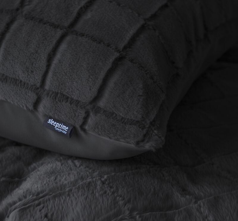 Sleeptime Faux Fur Check Zwart 140 x 220