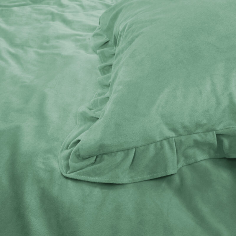 Velvet Ruffles Granite Green 240 x 220 Sleeptime