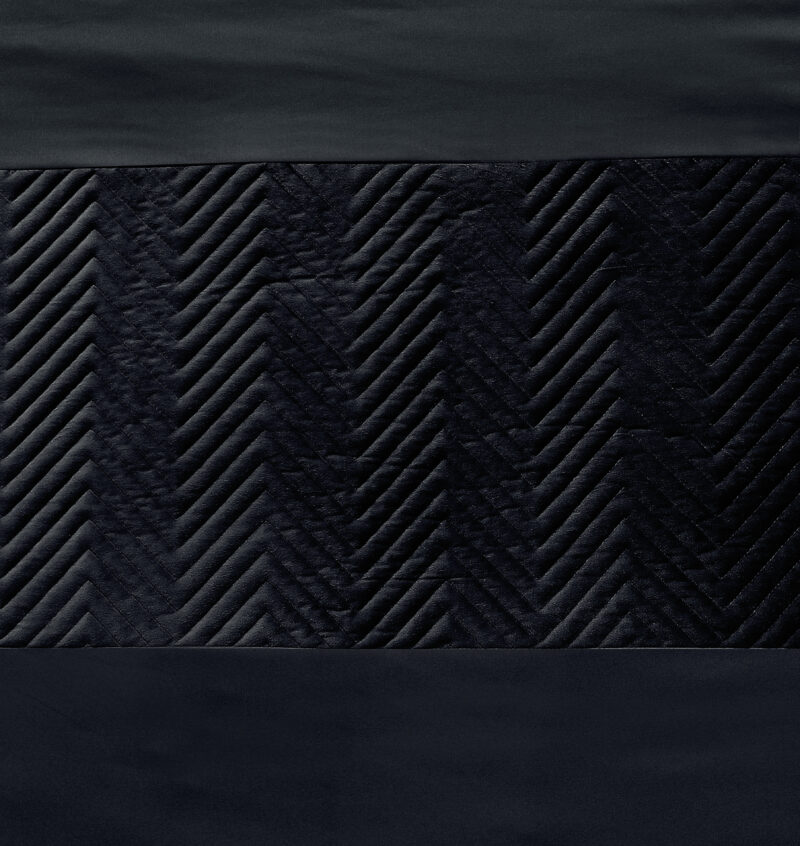 Velvet Crossline Zwart 200 x 200/220